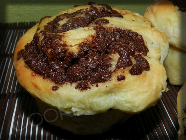 BRIOCHETTES ROULEES AU CHOCOLAT