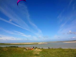 Sujet Bac Physique 2012: Peut-on faire du Kytesurf et peser 45kgs?