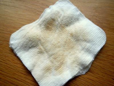 EFFACER L'EFFET VACHE DES AUTOBRONZANTS