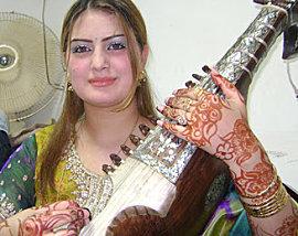Pashton--pakhtun-Best-singer-Ghazala-Javed-pictures-Photos-.jpg