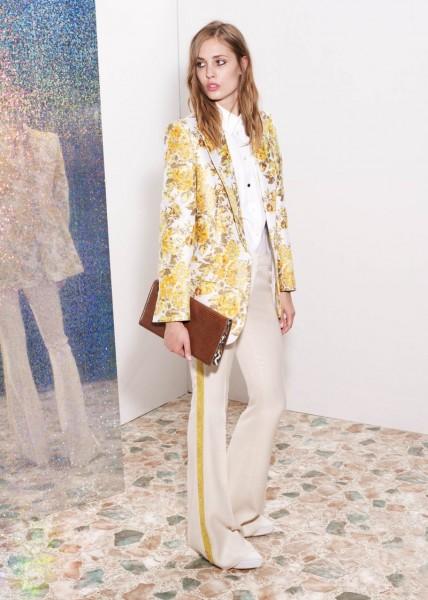 stella mccartney3 428x600 Stella McCartneys Resort 2013 Collection Embraces 70s Style, Colors and Prints