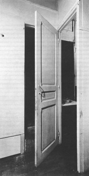 Marcel Duchamp, Porte, 11, Rue Larrey, 1927