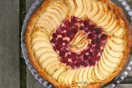 TARTE AUX POMMES ET AUX FRAMBOISES