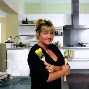 VALERIE DAMIDOT FAIT LA PUB DES CUISINES HYGENA