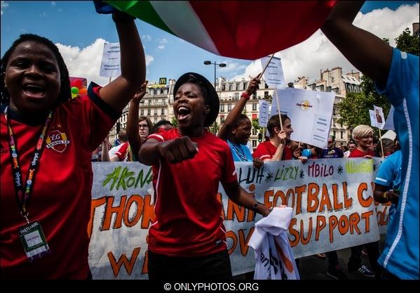 marche-des-fiertes-2012-paris-0010