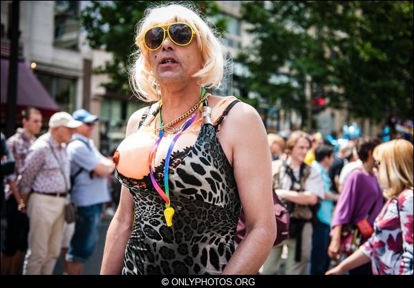 marche-des-fiertes-2012-paris-0015