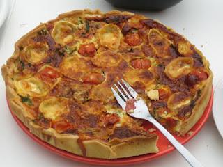 QUICHE CHORIZO,CHEVRE ET TOMATES CERISE!!!