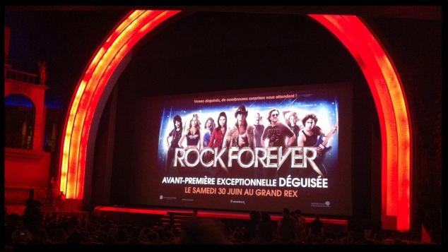 Rock Forever : un film déjanté avec Tom Cruise, Diego Boneta et Malin Akerman