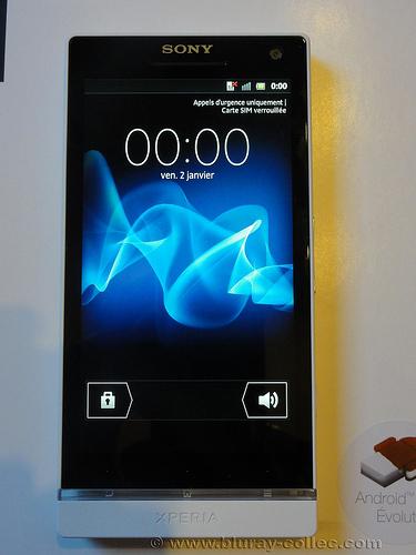 Sony_Xperia_S_Blanc (18)