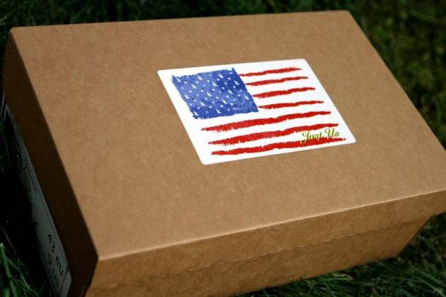 Filling Pieces et Ronnie Fieg célèbrent le 4 Juillet.