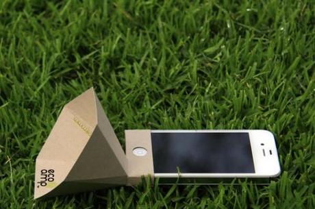 Eco-amp : un amplificateur en carton pour votre iPhone 4 4S