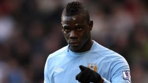 City : Balotelli rêve de jouer avec Van Persie