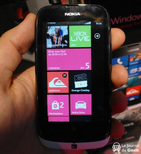 Nokia présente son Lumia 610 Quiksilver