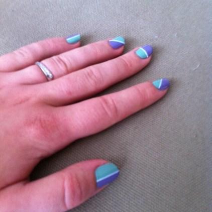 Nail art bicolore – vive les soldes !