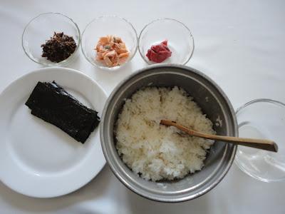 Boulette de riz au saumon - Onigiri  おにぎり