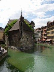 2006-06-05-Annecy-PalaisIle02