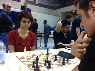Echecs Ã  Paris - Open A ronde 2 - Nino Maisuradze (2268) l'emporte face Ã  Simon Lepot (2037) © Chess & Strategy  