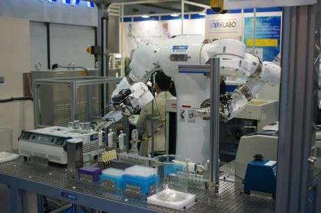 Mahoro, le robot de laboratoire