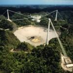Le radiotélescope d’Arecibo (Porto Rico), « lieu de contact avec les extra-terrestres »