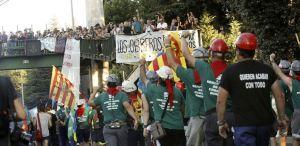 Espagne : la marche noire des mineurs vire au rouge