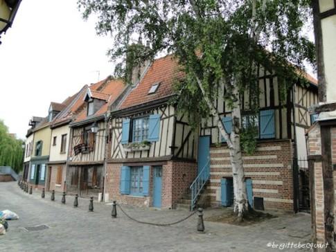 Une belle promenade touristique à Amiens