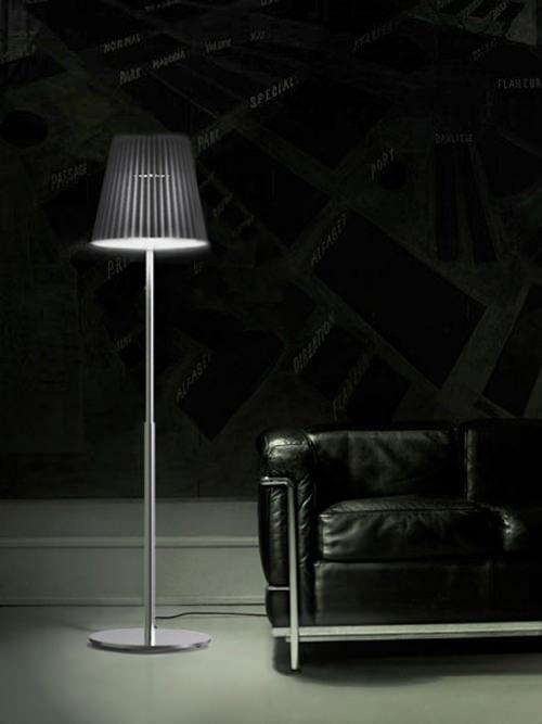 Switchit la table lampe par Christina Sicoli