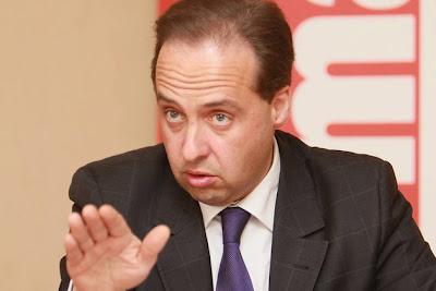 Le Centre est sauvé ! la République aussi...