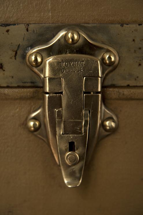 Moynat présente la Malle Bicyclette