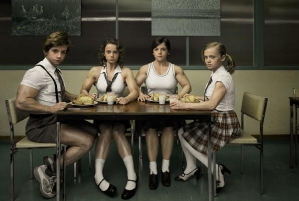 Children Bodybuilders de Kurt Stallaert