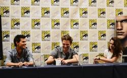 Photos de la Conférence de Presse de Breaking Dawn 2 (SDCC)