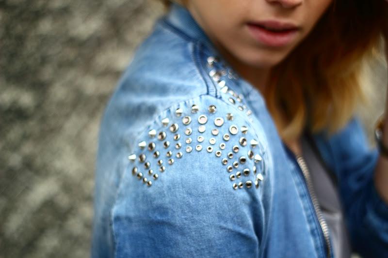 Spikes on shoulders !