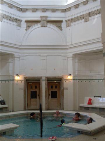 Bains à Budapest