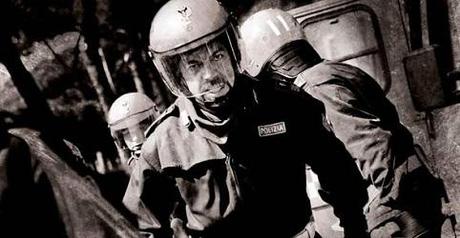 A.C.A.B (All Cops are bastards), critique