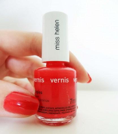 Le Vernis à Ongles Corail de Miss Helen