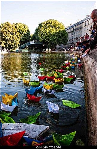 lacher-bateau-papier-paris-0005