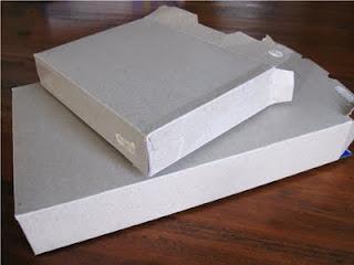 Fabriquer vos enveloppes d'expéditon en carton recyclé