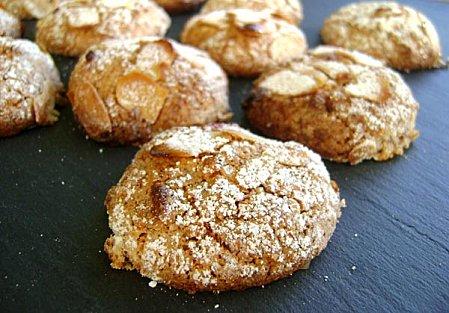 Petits-Biscuits-aux-Amandes.JPG