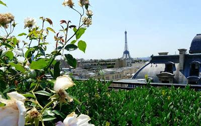 My Addresses: Les Jardins Plein Ciel - Terrasse rooftop de l'hôtel Raphaël - 17, avenue Kléber - Paris 16