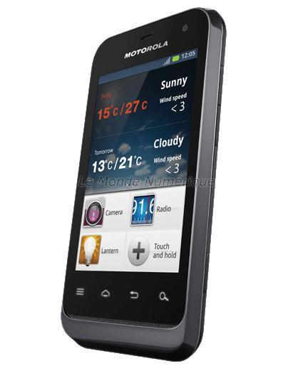 Test du smartphone étanche Motorola Defy Mini XT320
