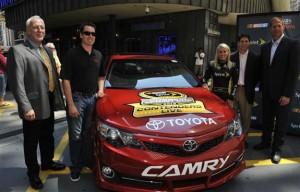 2012 Chicagoland Toyota Kyle Busch Contenders Live Announcement 300x192 Sprint Cup  ></div> Contenders Live 2012, annonce