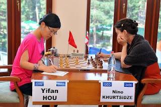 Echecs à Jermuk ronde 5 : Hou Yifan (2617) 1-0 Nino Khurtsidze (2456) - Photo © site officiel