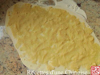 Mini-galettes croustillantes aux sésames grillés 芝麻盐酥饼 zhīmayán sūbǐng