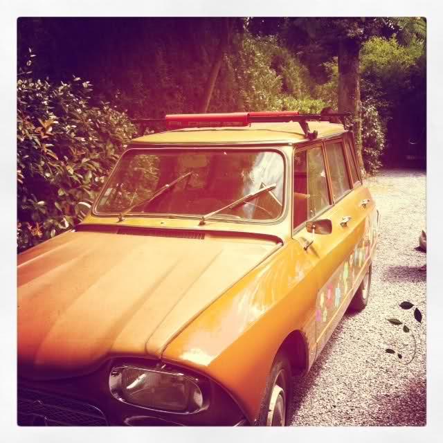 Image and video hosting by TinyPic