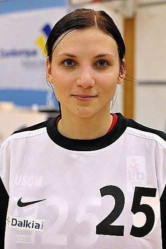 Katerina-ZOHNOVA--Mondeville-_ffbb.jpg