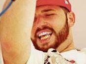 G4SHI Middle Finger Standing Ovation