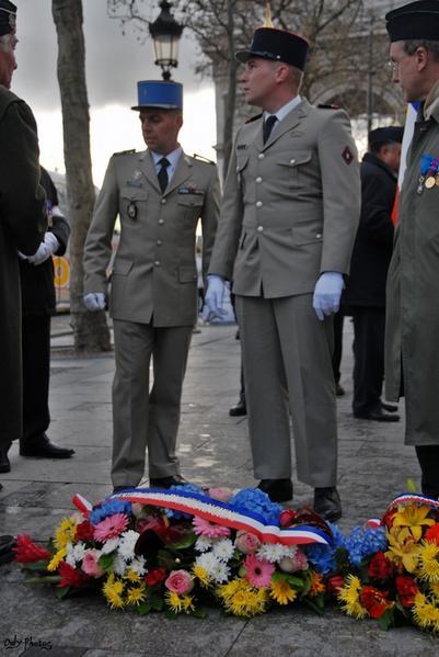 Ravivage de la flamme en hommage aux victimes de la fusillade du 26 mars 1962 à Alger