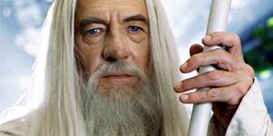 Ian McKellen souhaite le retour de Gandalf dans The Hobbit