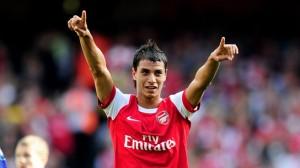 Arsenal : Chamakh reste
