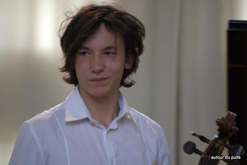 UNE SEMAINE D'ABSENCE