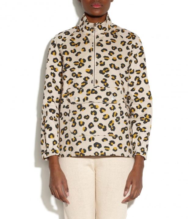 Ma Ma fashion obsession de l'automne : le coupe-vent léopard de chez APC.